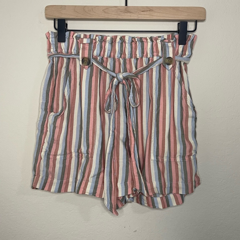 American Eagle Womens Striped Pull-on Shorts - Size S